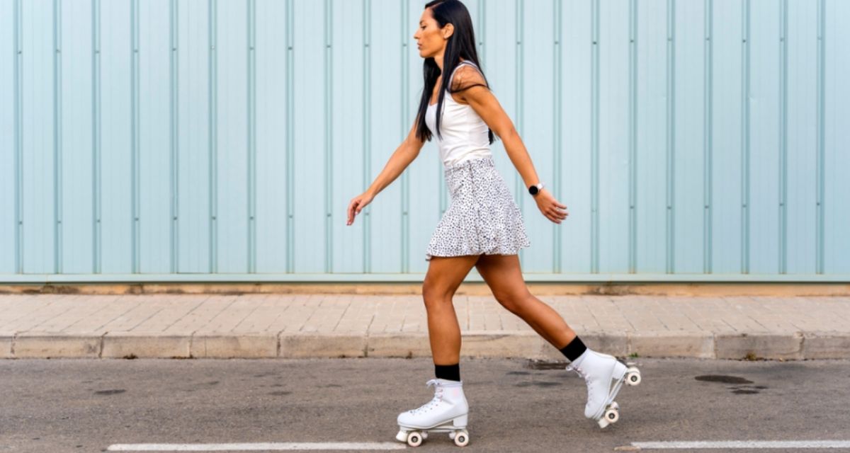 How to Roller SkateEverything You Need to Know!-roller skating lessons for beginners
